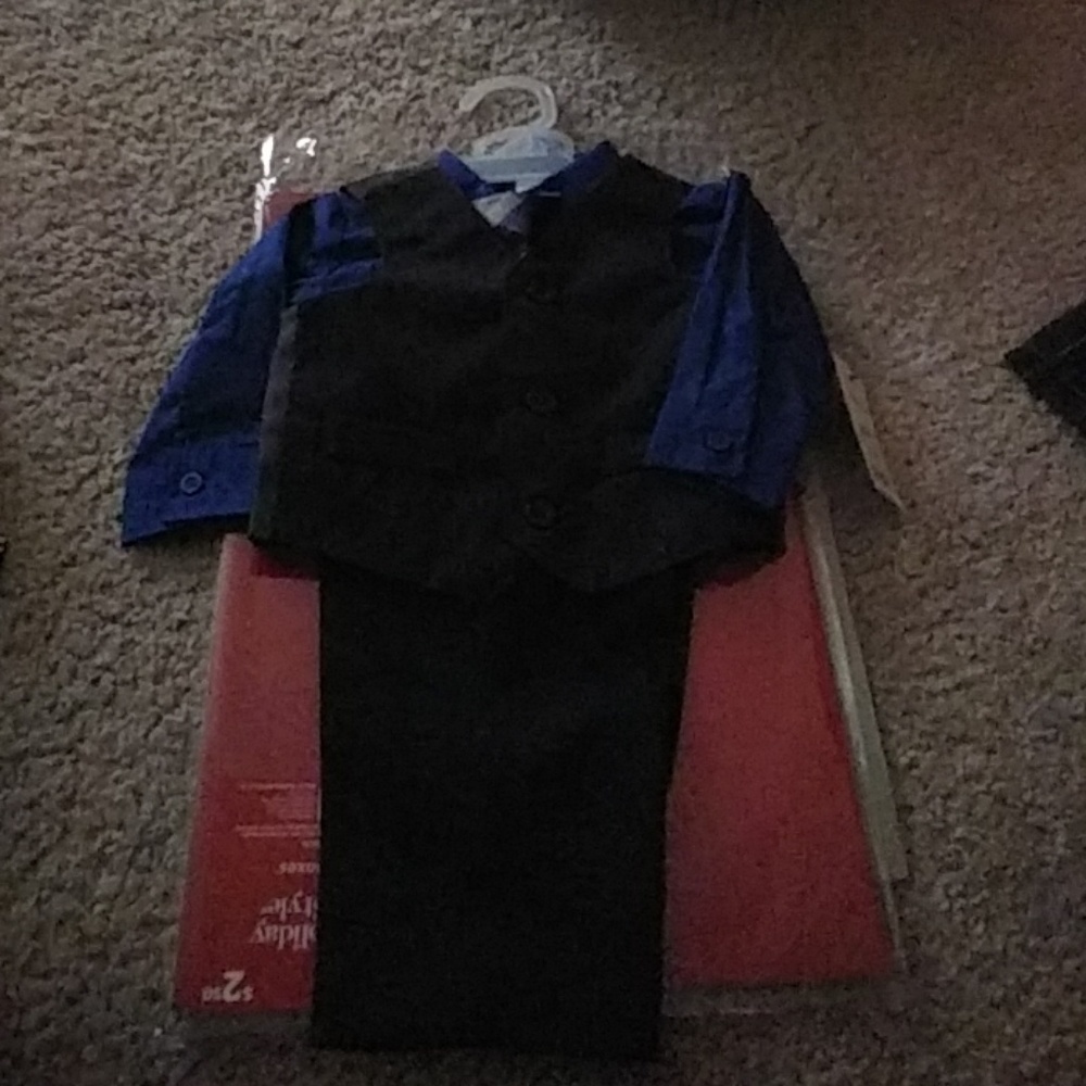 4 piece George Baby suit